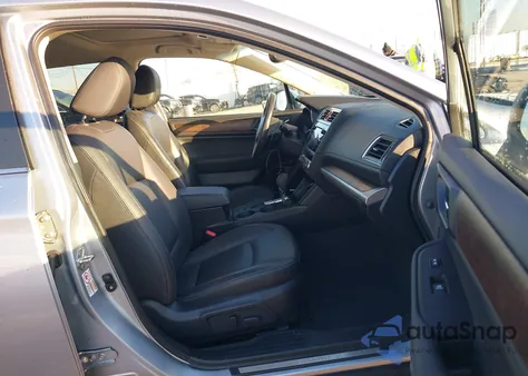 2015 Subaru Outback 3.6R Limited из США, поврежденный, VIN 4S4BSENC4F3344498